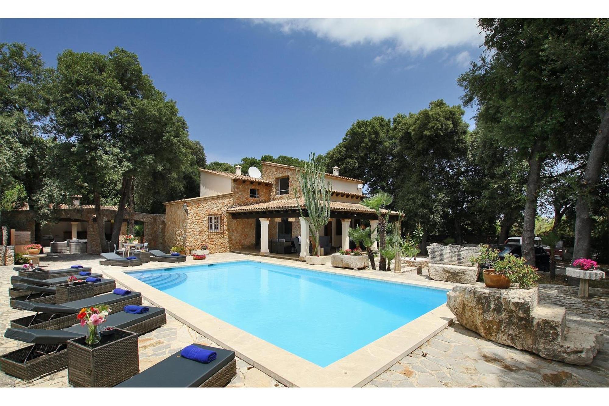 Distinguished Pollensa Villa - 4 Bedrooms - Villa Segu Cini - Recently Renovated With Modern Interior Екстериор снимка