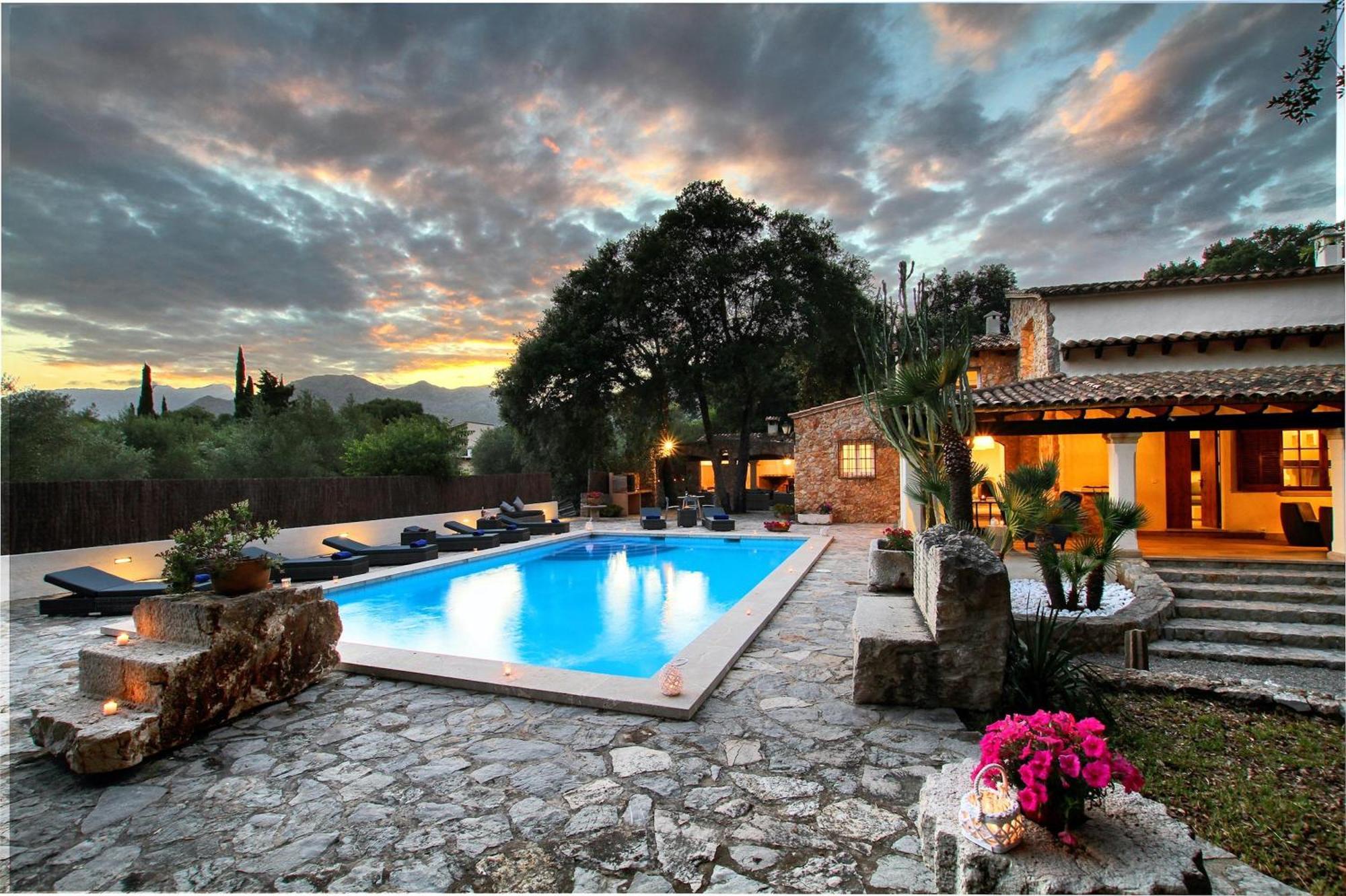 Distinguished Pollensa Villa - 4 Bedrooms - Villa Segu Cini - Recently Renovated With Modern Interior Екстериор снимка