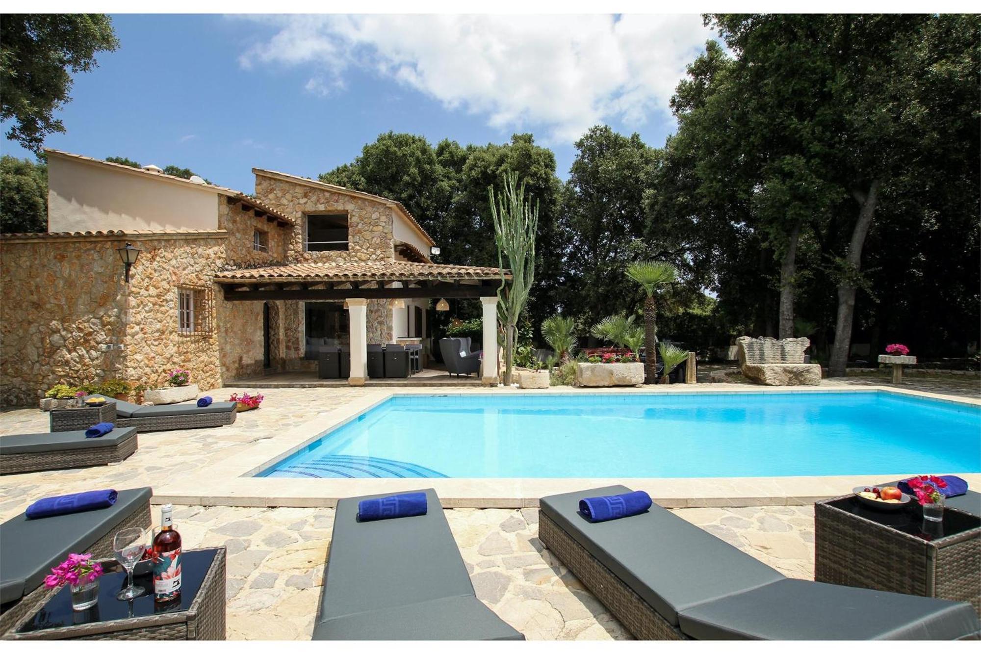 Distinguished Pollensa Villa - 4 Bedrooms - Villa Segu Cini - Recently Renovated With Modern Interior Екстериор снимка